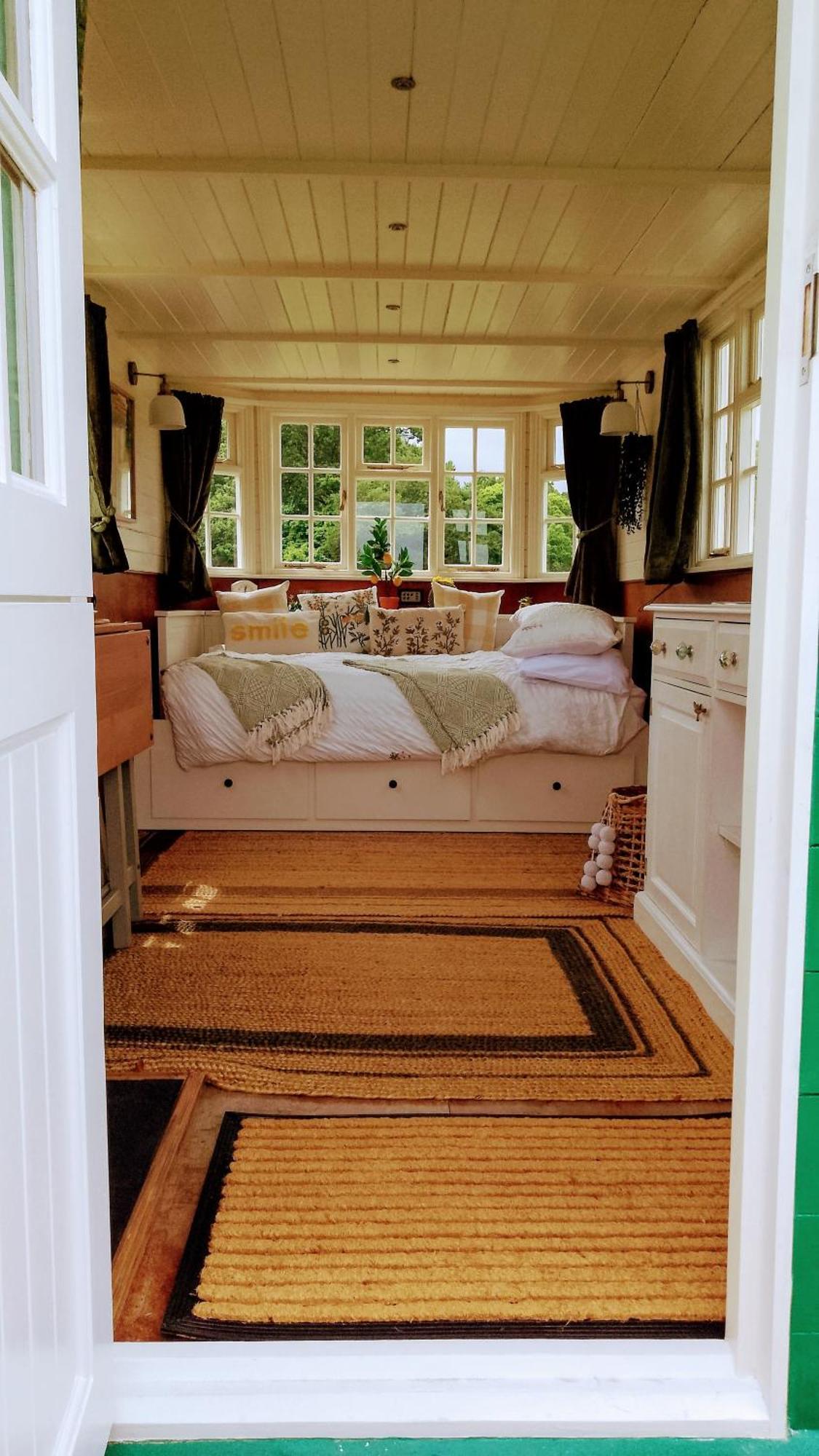 Oak Valley Lodges & Camping Pett Exterior foto